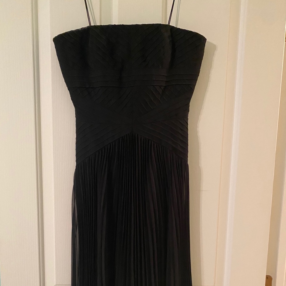 Carmen Marc Valvo Black Dress 4